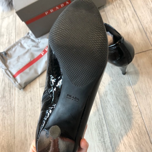 AUTHENTIC PRADA NAPLAK CLASSIC BOOTIE - Picture 4 of 6